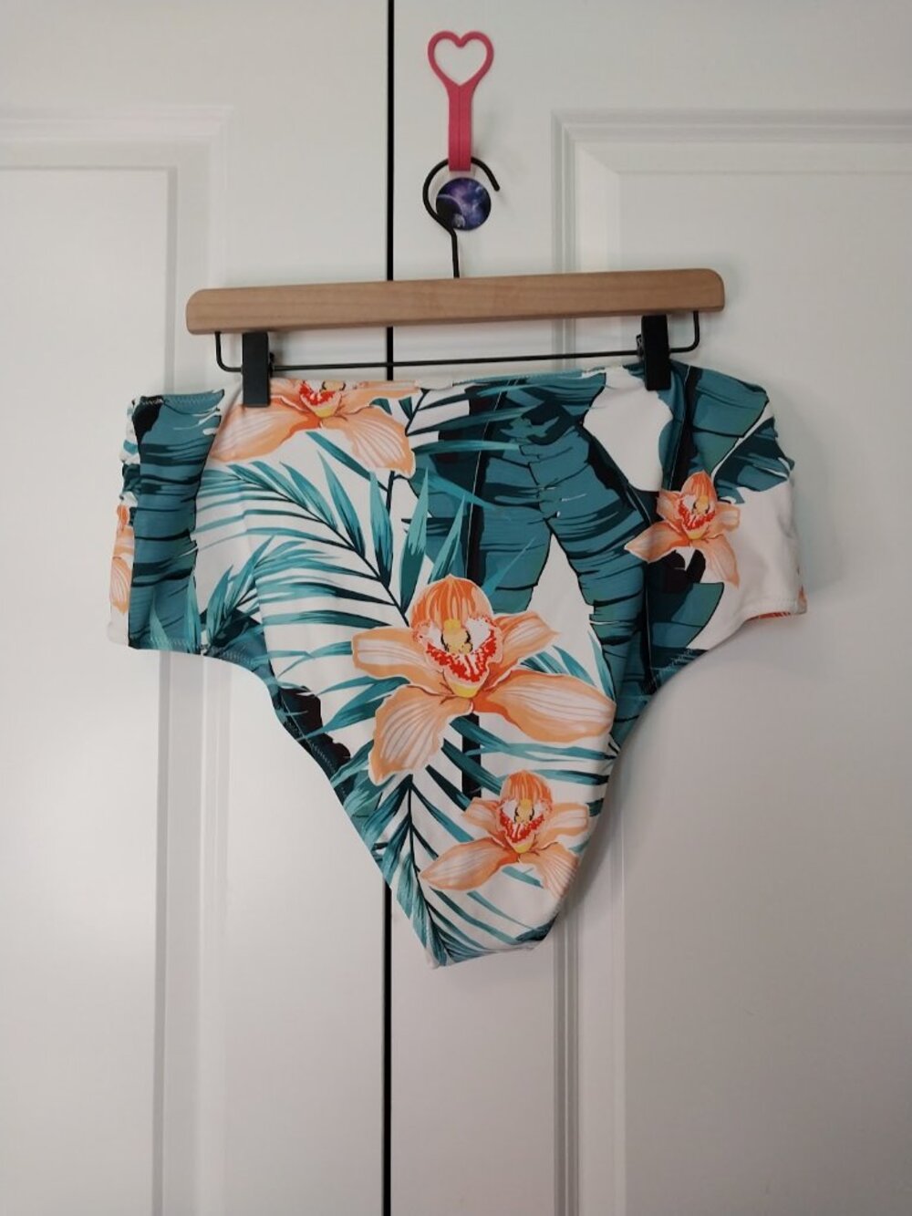 Cupshe Floral Ruffle Plus Size Bikini - Picture 12 of 13